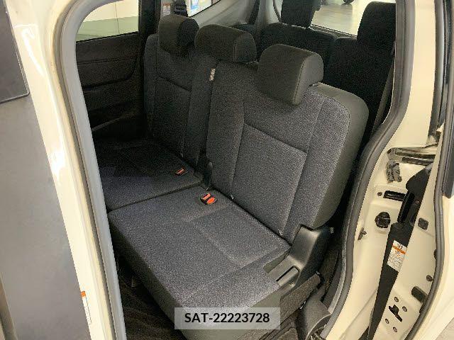 Toyota SIENTA 2017-03 344888-12