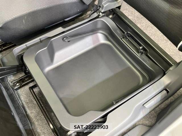 Mazda FLAIR CROSSOVER 2015-03 360349-16