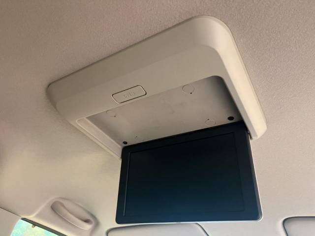 Nissan SERENA 2015-04 182494-2