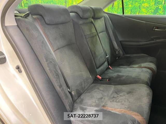 Lexus HS 2015-05 241584-9