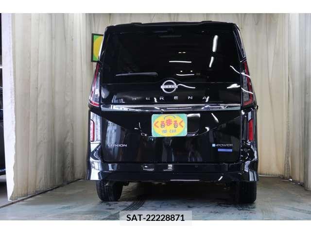 Nissan SERENA 2023-07 284239-18