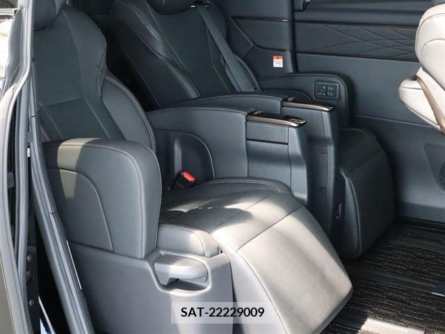 Toyota ALPHARD 2024-01 291993-12