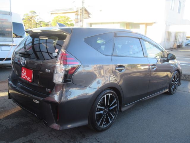 Toyota PRIUS ALPHA 2015-03 27294-2