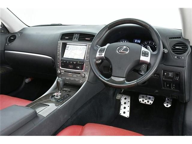Lexus IS 2012-01 196370-8