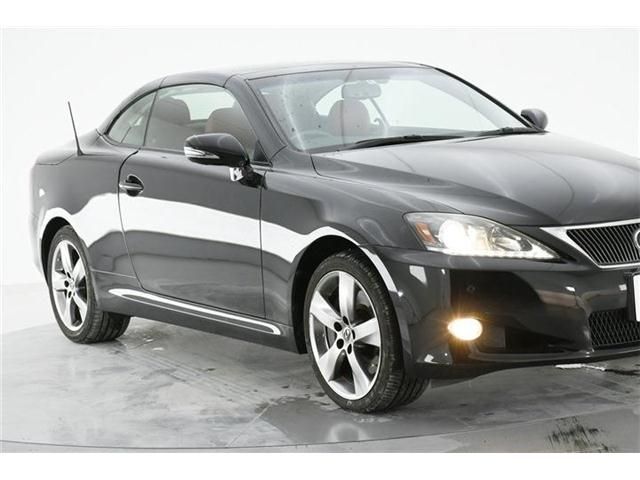 Lexus IS 2012-01 196370-4