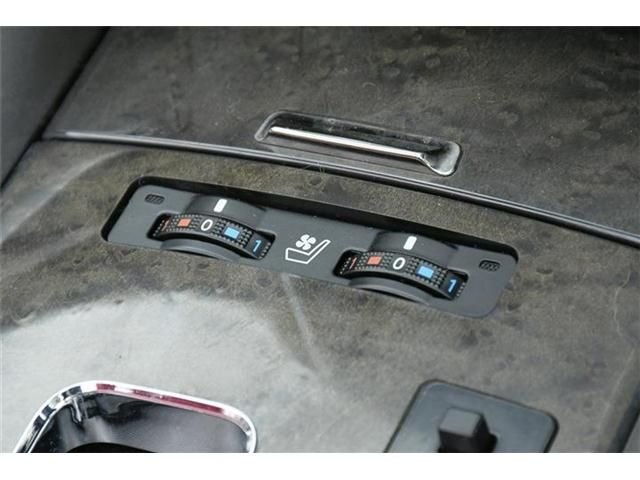 Lexus IS 2012-01 196370-10