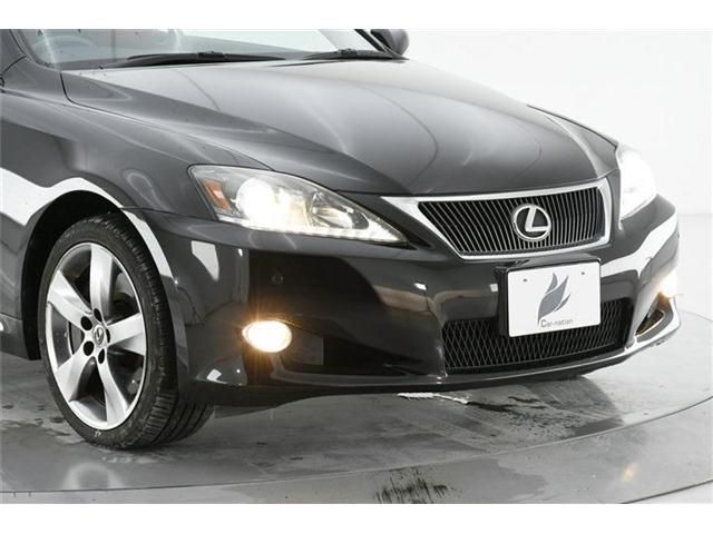 Lexus IS 2012-01 196370-3