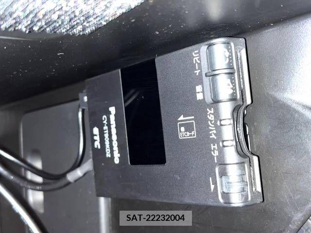 Nissan JUKE 2014-03 251490-4
