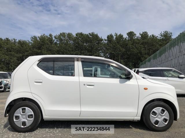 Suzuki ALTO 2017-05 335433-6