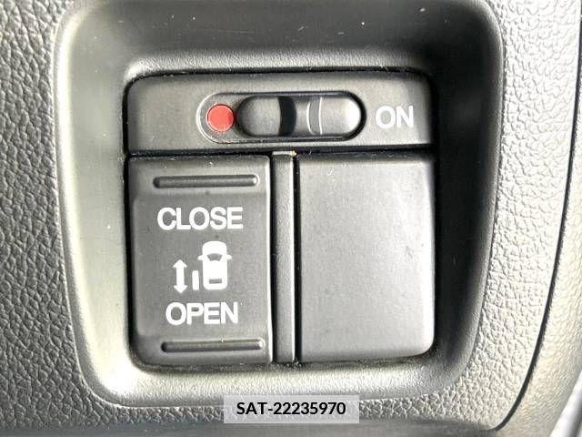 Honda N BOX CUSTOM 2017-03 364862-4