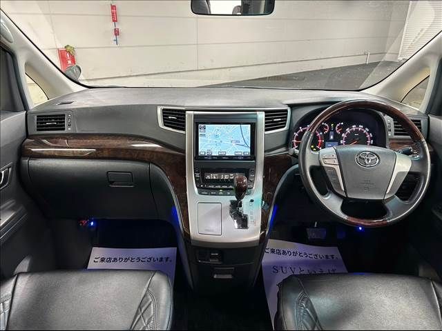 Toyota ALPHARD 2012-10 192897-1