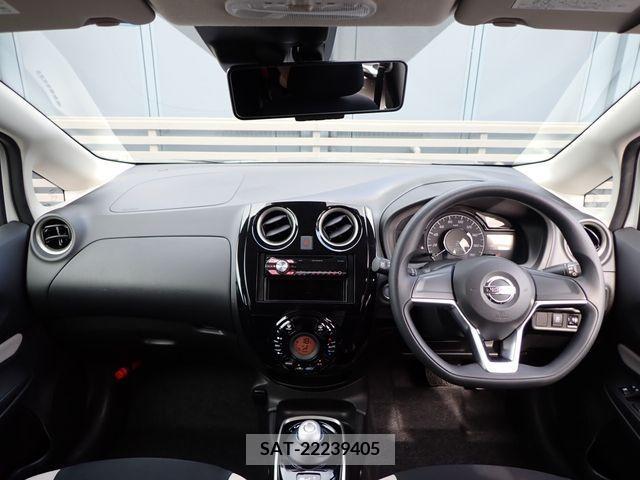 Nissan NOTE 2021-02 305516-1