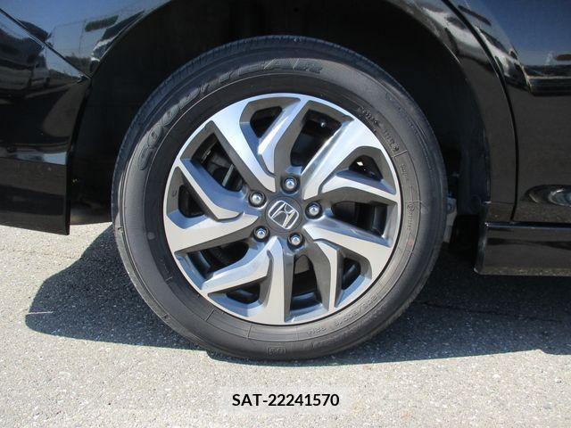 Honda STEP WGN 2017-07 233122-11