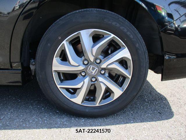 Honda STEP WGN 2017-07 233122-14