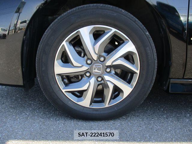 Honda STEP WGN 2017-07 233122-15