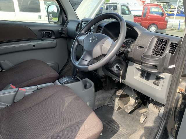 Nissan CLIPPER RIO 2010-11 8670-17