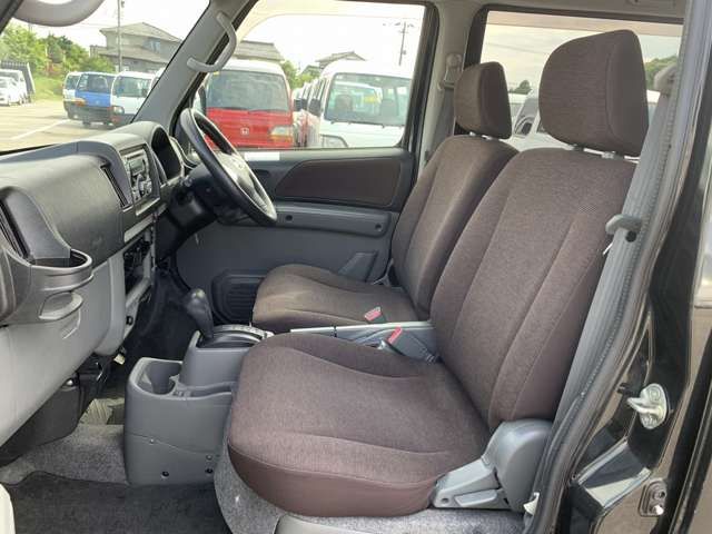 Nissan CLIPPER RIO 2010-11 8670-11