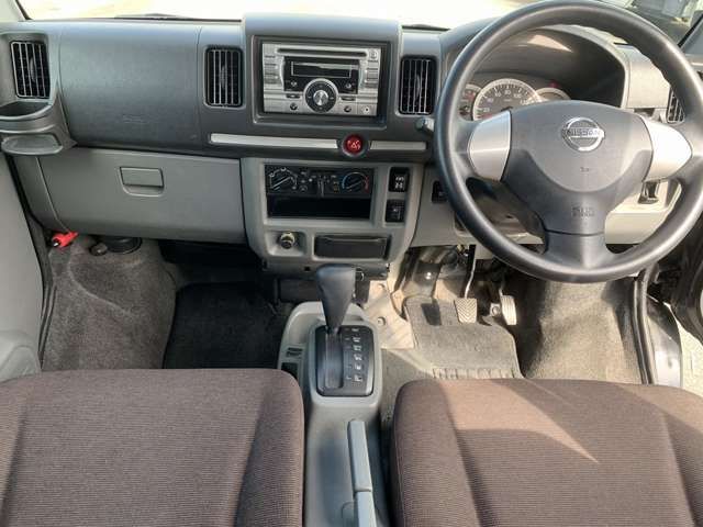 Nissan CLIPPER RIO 2010-11 8670-8