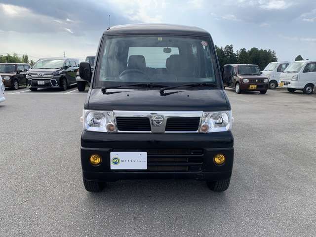 Nissan CLIPPER RIO 2010-11 8670-1