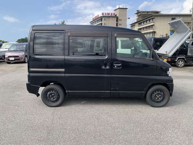 Nissan CLIPPER RIO 2010-11 8670-7
