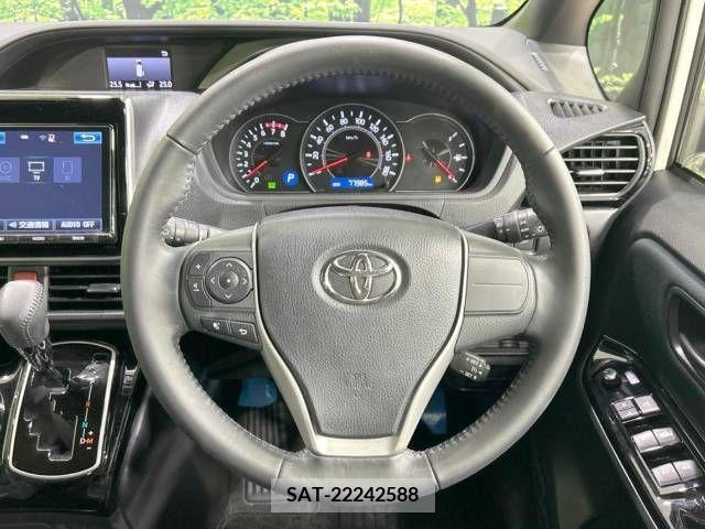 Toyota VOXY 2017-11 342208-12