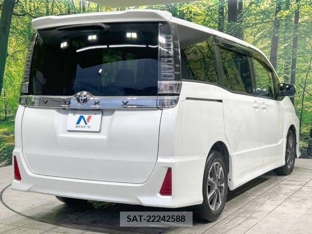 Toyota VOXY 2017-11 342208-18