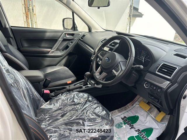Subaru FORESTER 2016-03 270193-12