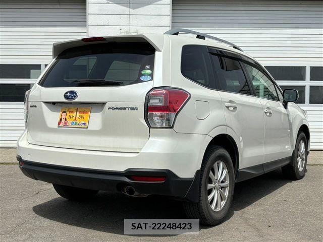 Subaru FORESTER 2016-03 270193-4