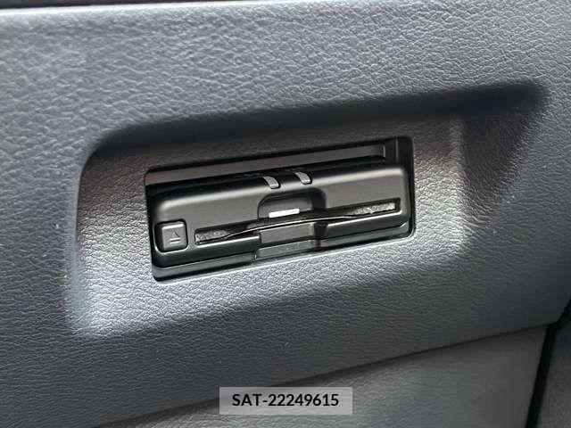 Nissan KICKS 2023-06 332043-4