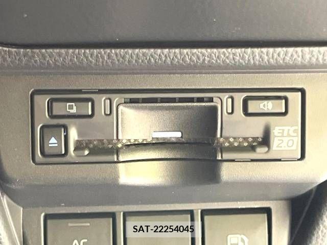 Toyota PRIUS 2023-04 210217-6