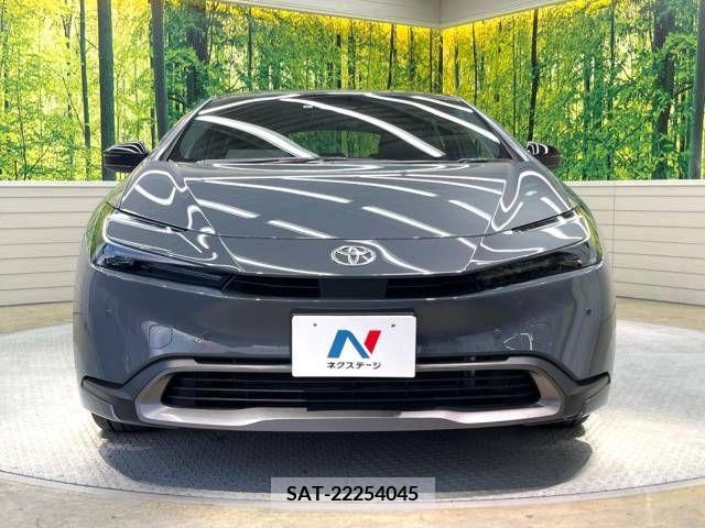 Toyota PRIUS 2023-04 210217-14