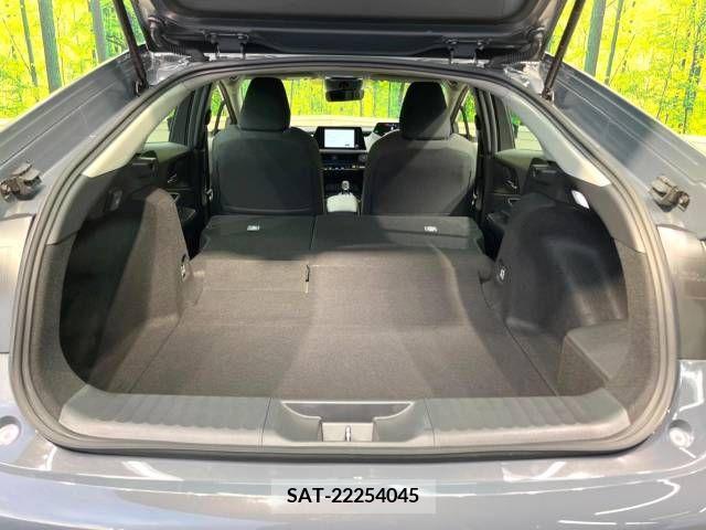 Toyota PRIUS 2023-04 210217-10