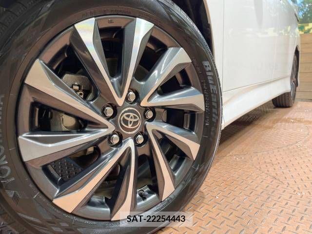 Toyota VOXY 2022-03 340308-15