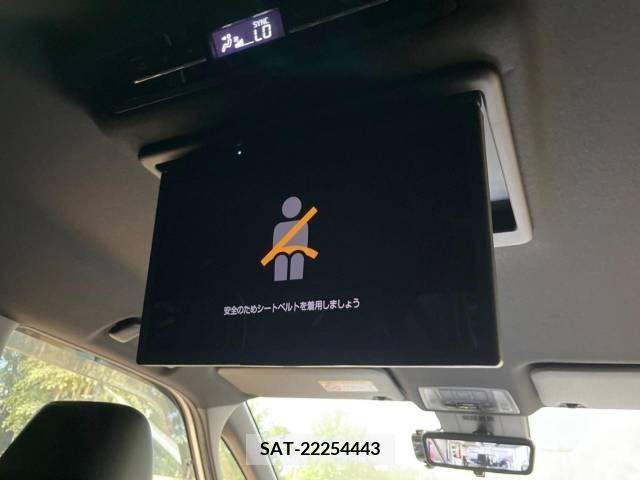 Toyota VOXY 2022-03 340308-2