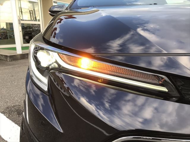 Toyota COROLLA TOURING 2020-10 195963-3