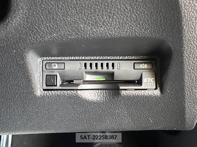 Toyota PRIUS 2020-08 298218-8