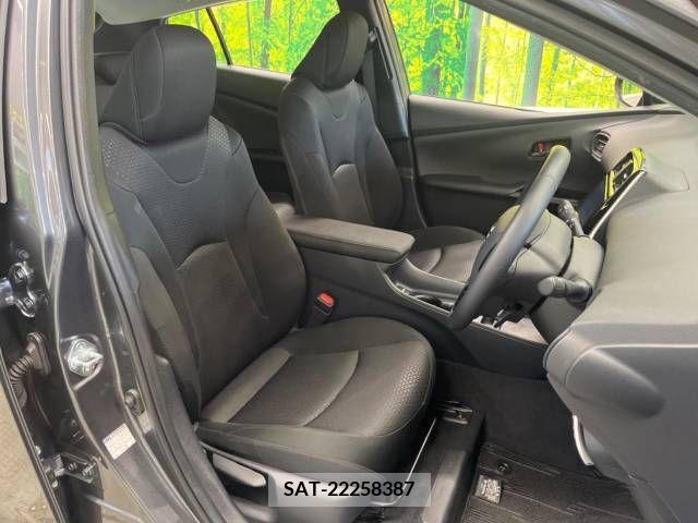 Toyota PRIUS 2020-08 298218-9