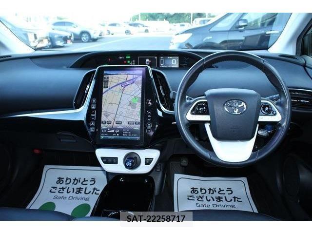 Toyota PRIUS PHV 2017-06 376979-15