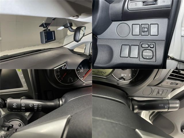 Toyota RACTIS 2011-10 14960-17