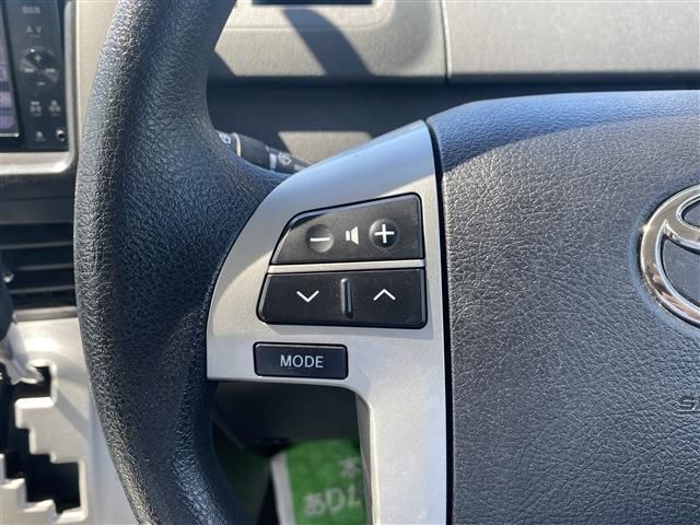 Toyota NOAH 2012-02 27748-21