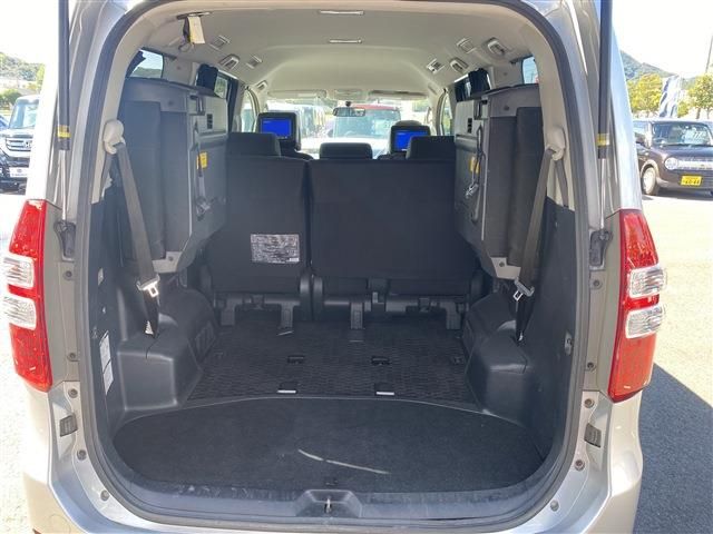 Toyota NOAH 2012-02 27748-7