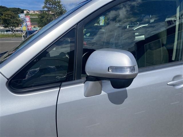 Toyota NOAH 2012-02 27748-10