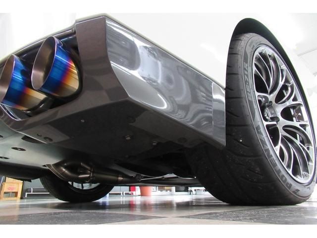 Nissan GT-R 2008-06 10991-21