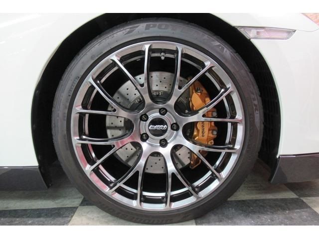 Nissan GT-R 2008-06 10991-19