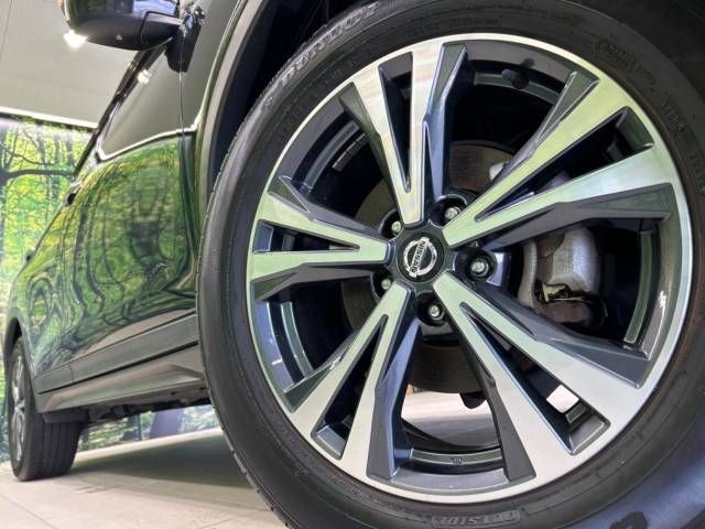 Nissan X-TRAIL 2018-03 21016-13