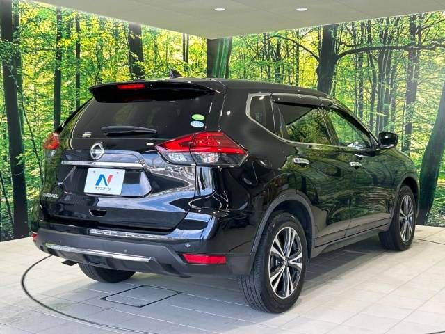 Nissan X-TRAIL 2018-03 21016-17