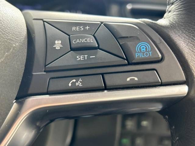 Nissan X-TRAIL 2018-03 21016-3