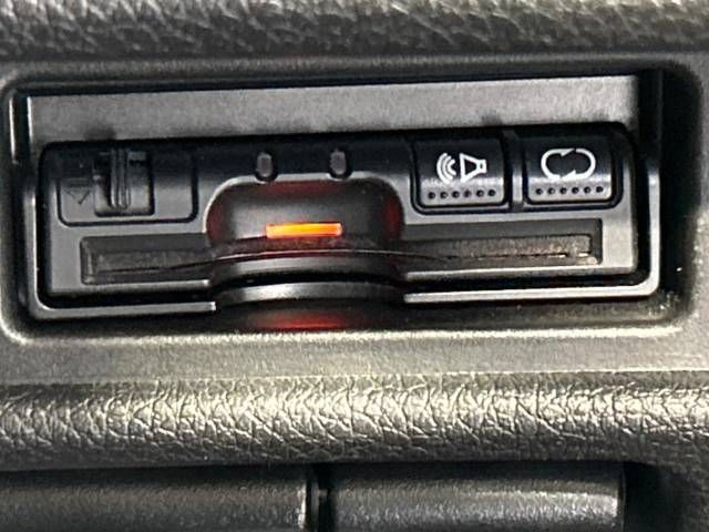 Nissan X-TRAIL 2018-03 21016-6