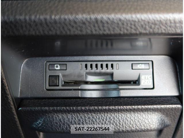Toyota VOXY 2017-12 289141-13