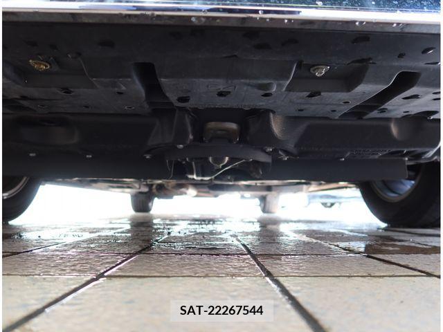 Toyota VOXY 2017-12 289141-18